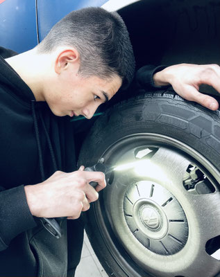 Hairulla Dalnaev bei Porsche Leibnitz