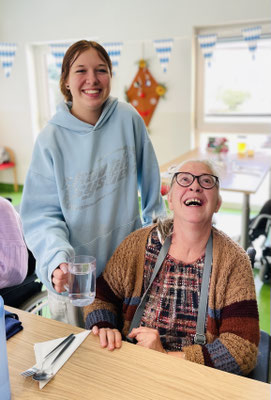Selina Reiterer im Pflegezentrum Schutzengel