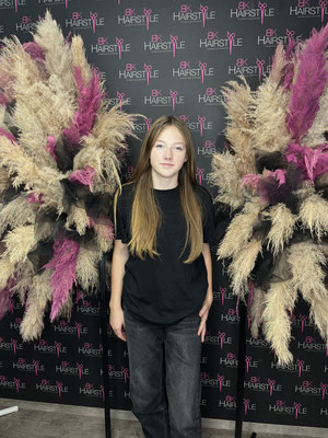 Chiara Prattes beim Friseursalon BK Hairstyle