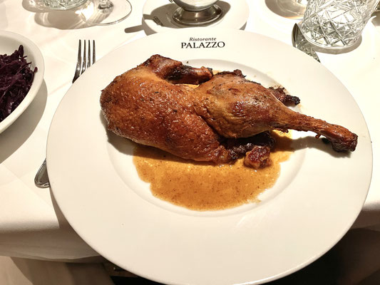 Gans klassisch. Classico d'oca. Goose classic.