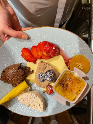 Nachtisch Variation. Dessert variation. Variazione del dolce.