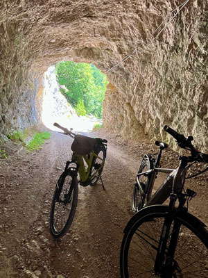 Abenteuerliche Tunneldurchfahrten inbegriffen