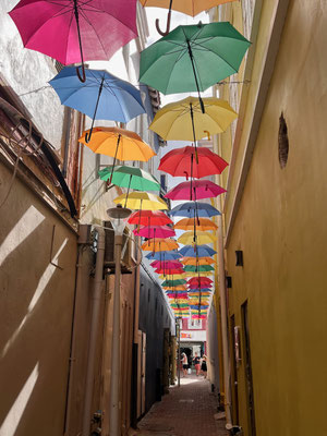 RegenschirmHimmel in Willemstad
