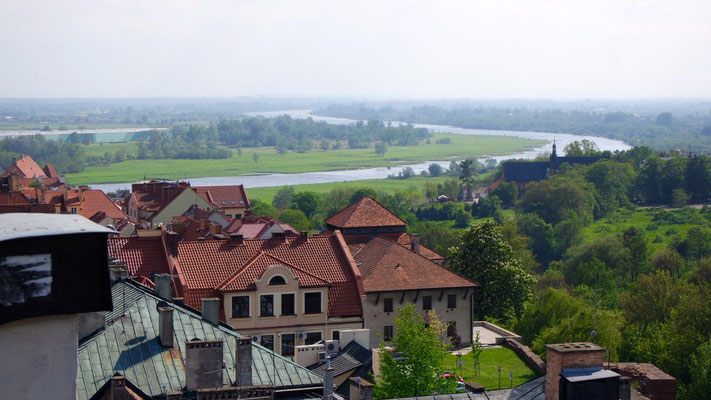 Von hier bietet sich eine bemerkenswerte Aus- und Weitsicht  übers Land und auf die Weichsel