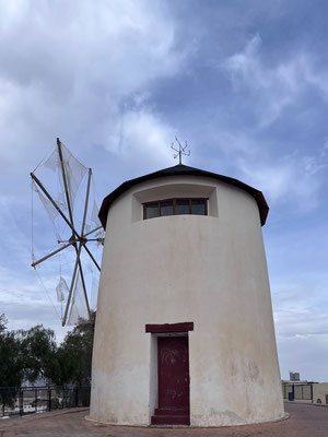 Die Windmühlen gehören zum Bild von Àguilas