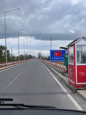Willkommen in der Türkei - nach dem Grenzübergang in Ipsala
