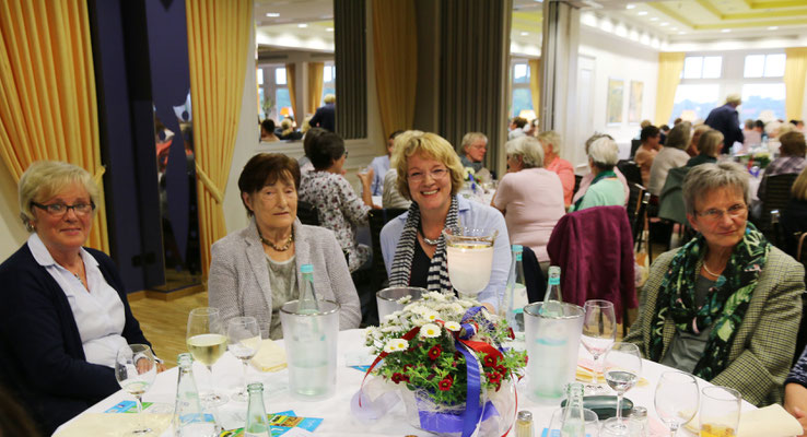 LandFrauen aus dem Ortsverein Leezen
