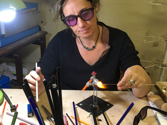 association llb - le flamme en verre - filage du verre de murano - producteur du jura