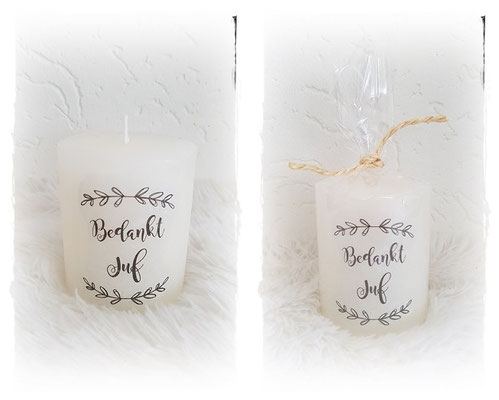 Hoogte 8 cm.  € 5,50