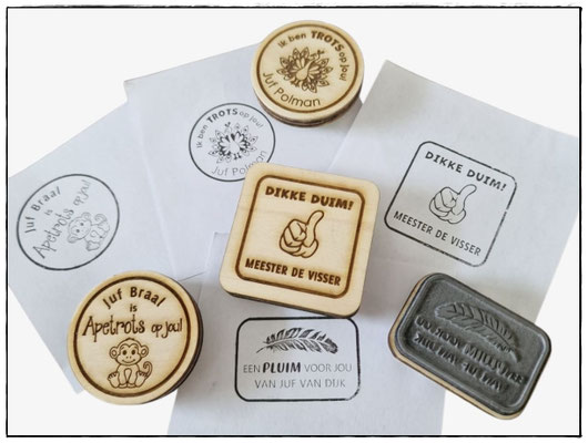 Stempel zonder naam €7,95 - Met naam €8,95   Inktkussen €3,95