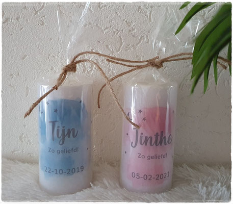 - Normaal - Hoogte ca. 8cm. €5,50     - Groot - Hoogte ca. 13 cm. €7,50     Groot- Met foto of geboortekaartje ca. 13 cm.  €8,50