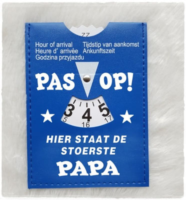 Handige kaart om te kijken hoe laat de laatste voeding is gegeven. Ook erg leuk om als ANSICHTKAART te versturen! Te personaliseren met baby's eigen naam. €4,50