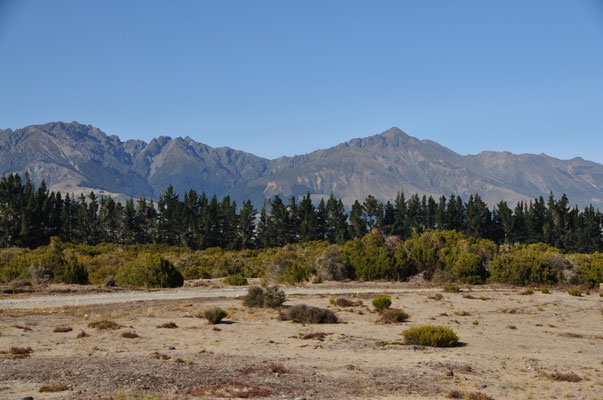 Landschaft kurz nach Te Anau