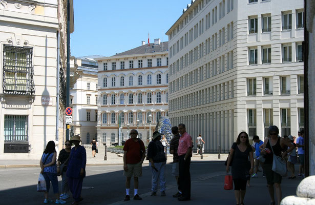 ... Regierungsgebäude mit 
