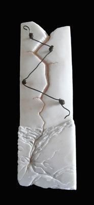 PACIFICAZIONE - Marmo+elementi metallici cm 15x10x40 anno 2013 (donata a Papa Francesco)