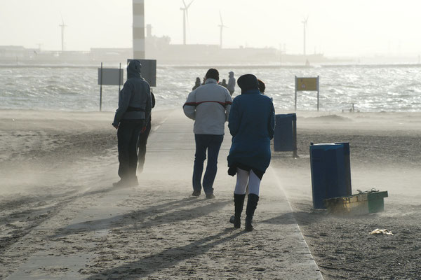 04 Storm aan zee