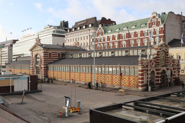 Alte Markthalle am Hafen von Helsinki ©My own Travel