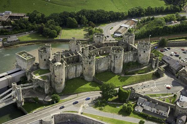 Conwy Castle © Visit Wales