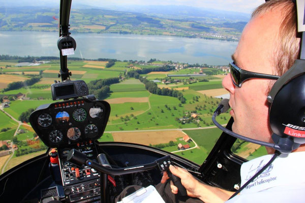 Pilot Helikopter selber fliegen ab Luzern Beromünster