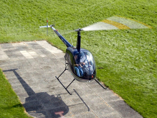 Pilot Helikopter selber fliegen ab Luzern Beromünster