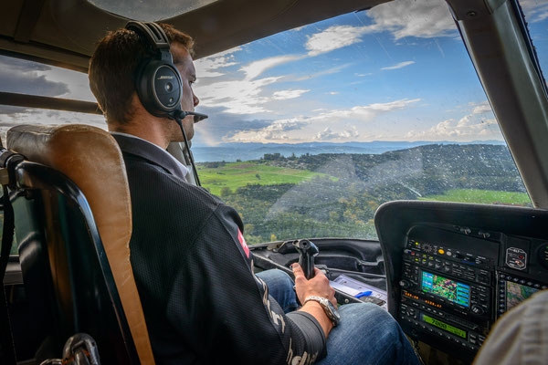 Cockpit Helikopter Rundflug