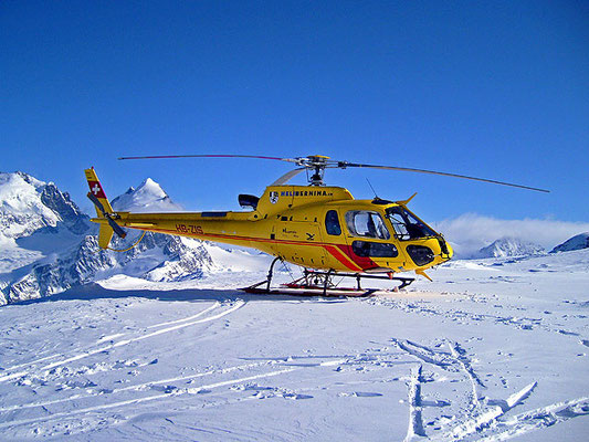 Helikopter Rundflug Engadin Landung