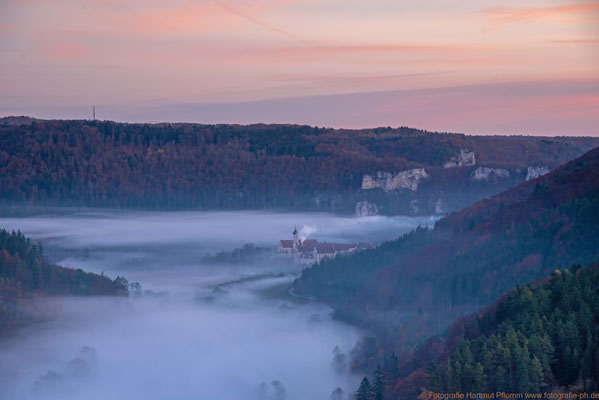 Der Tag bricht an im Tal der jungen Donau