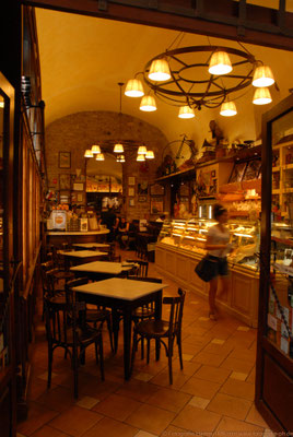 Bar - Cafe in Voltera