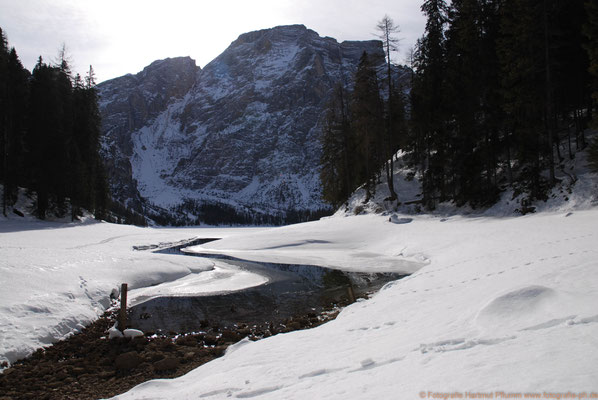 Winter am Pragser Wildsee