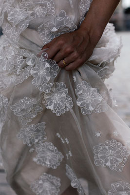 Par Sophie Brioude, Robe de mariée , Mariage Industriel, Mariage nature, Mariage Bohème, Mariage Dordogne, Bordeaux, Lyon, Limousin, Wedding Planner