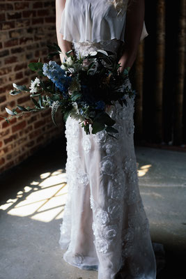 Par Sophie Brioude, Robe de mariée , Fleuriste, Mariage Industriel, Mariage nature, Mariage Bohème, Mariage Dordogne, Bordeaux, Lyon, Limousin, Wedding Planner