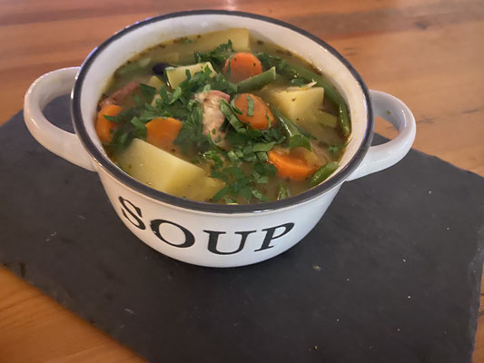Gemüsesuppe