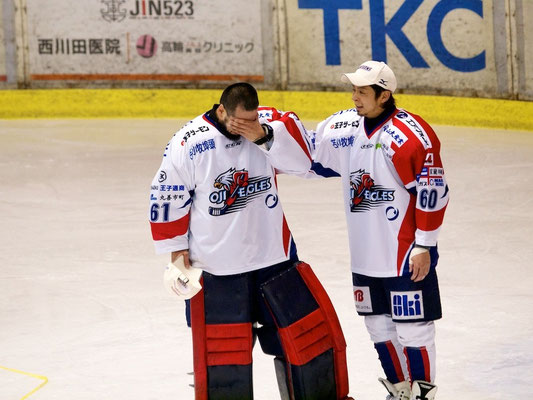 霧降で沸き起こった春名コールに涙するイーグルス春名選手