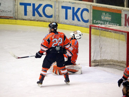 王子イーグルス久慈選手のゴールで試合が決着