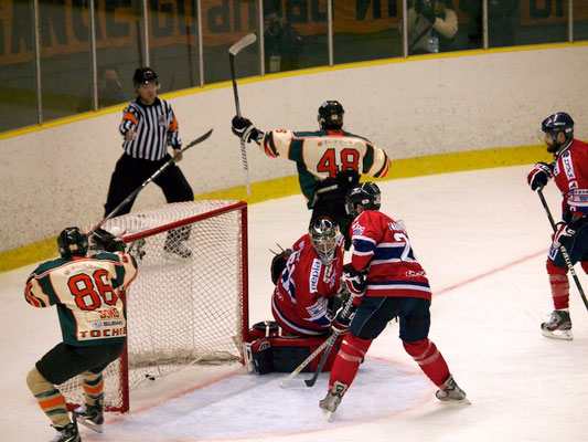 アイスバックス上野選手の1点目