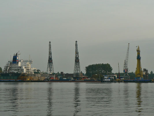 Auf dem Noordzeekanaal, Richtung Amsterdam