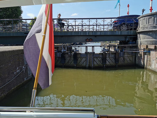 Groote Zeesluis Muiden.