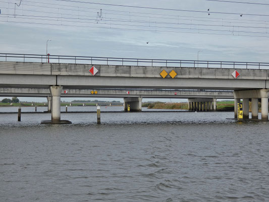 Brücke über dem Reevediep