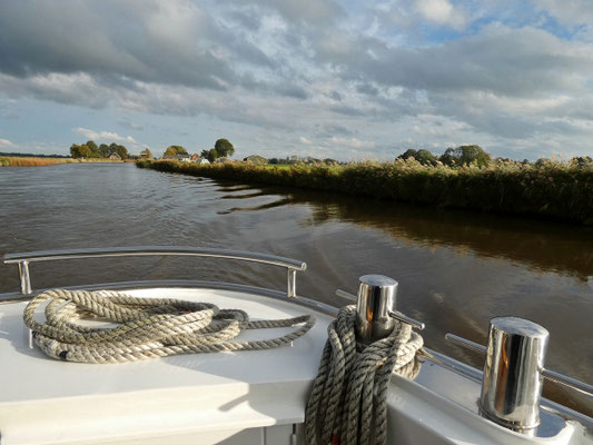 Auf dem Kanaal Steenwijk-Ossenzijl