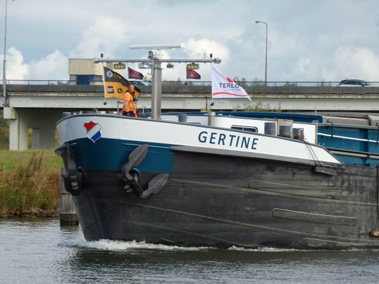 Die GERTINE kommt aus der Nijkerkersluis
