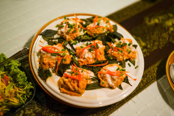 Hamouk - steamed fish with curry