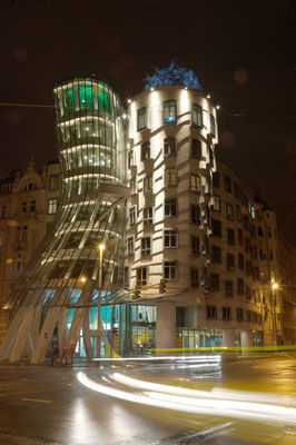Hermann Werle_03_Tanzendes Haus in Prag
