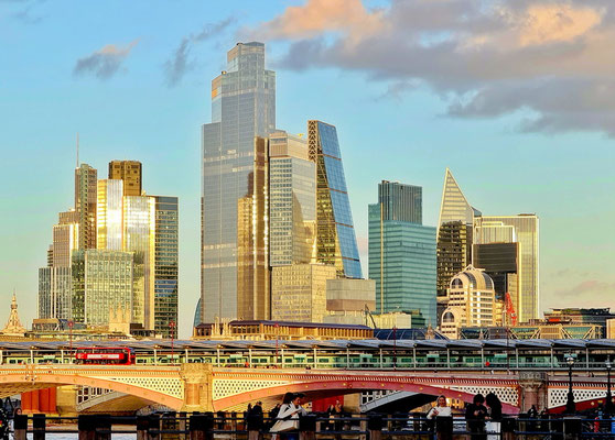 Hermann Werle_01_Skyline von London