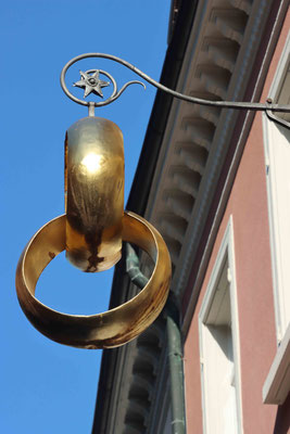 Wolfgang Baricham_Firmen Wirtshausschilder Freiburg 02