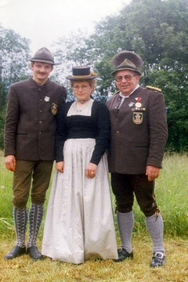 1990