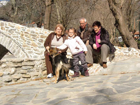 Zu Besuch bei Oma und Opa im Winter