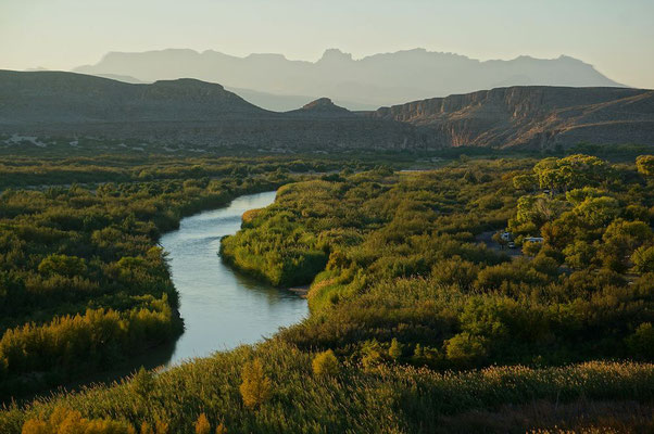 Links vom Rio Grande ist Mexiko, rechts die USA.