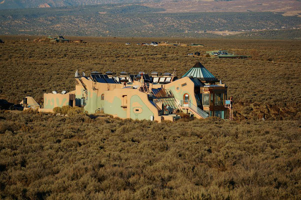 In Taos wurden bereits etliche Häuser so gebaut.