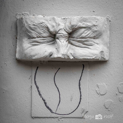 Augen zu