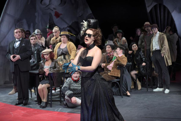 pariser leben -opernhaus magdeburg